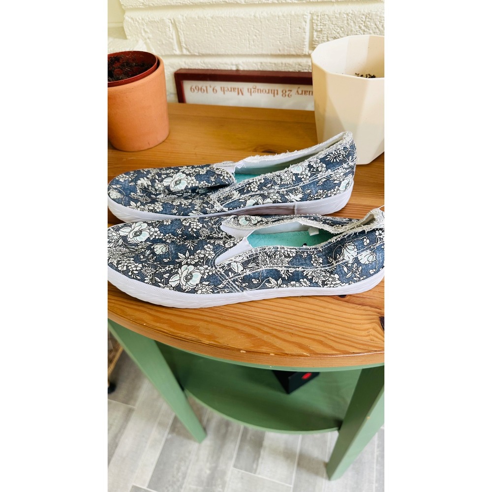 Blu D'Or Malibu Floral Slip On Sneakers Blue White Distressed Size 9 - Picture 6 of 8
